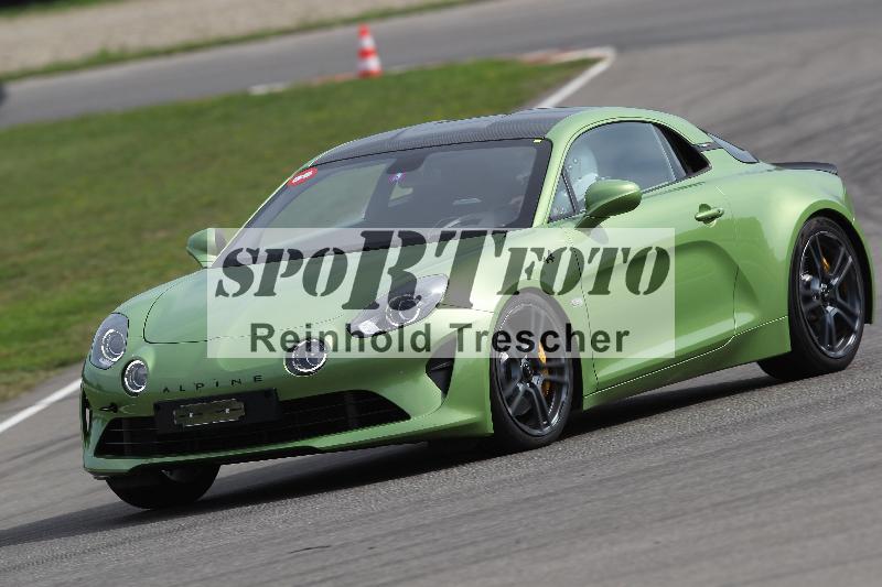 /Archiv-2022/58 30.08.2022 Caremotion  Auto Track Day ADR/Gruppe rot/35